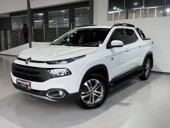 FIAT TORO 1.8 16V EVO FLEX FREEDOM AT6 FIAT TORO 1.8 16V EVO FLEX FREEDOM AT6